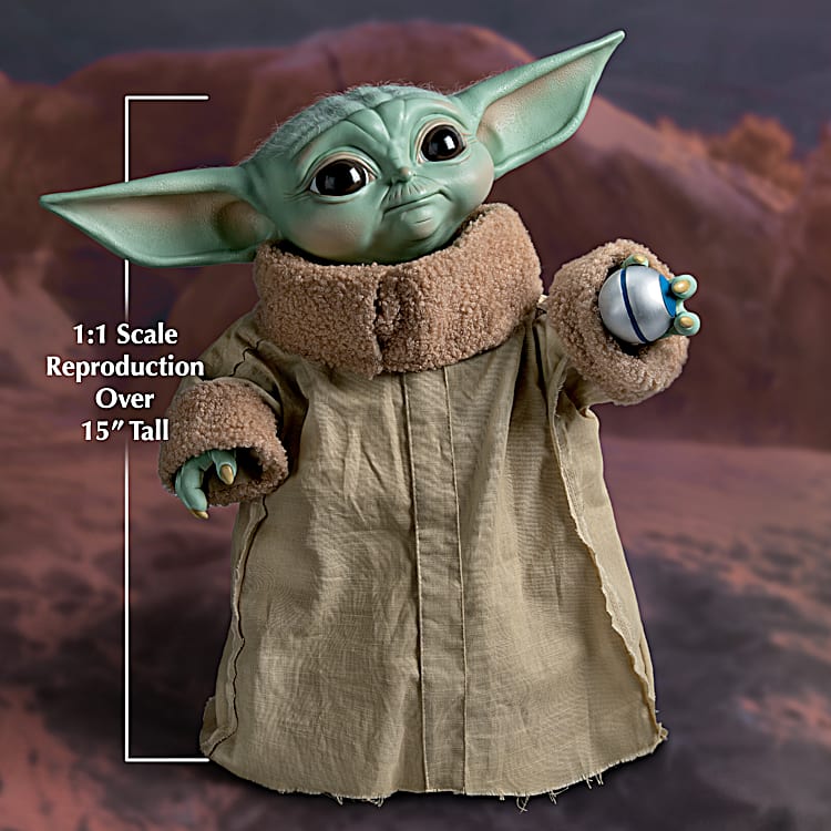 STAR WARS 1:1-Scale 15.5 Tall Hand-Painted Grogu Portrait Figure