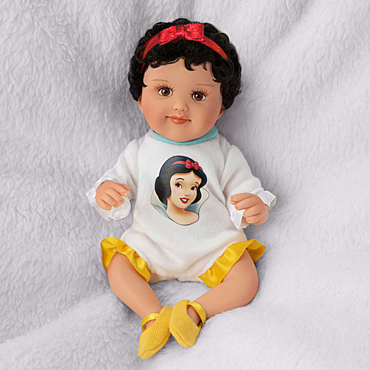 Snow white doll set hotsell